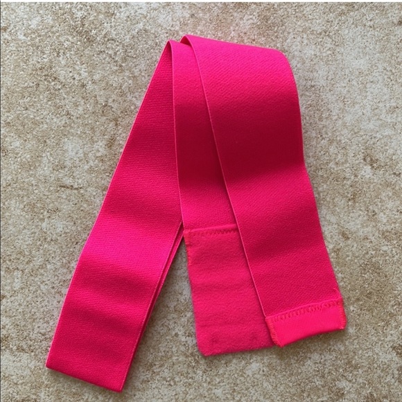 VS Low Back Straps + 2 Clear Straps + 2 Accessories - Picture 3 of 11